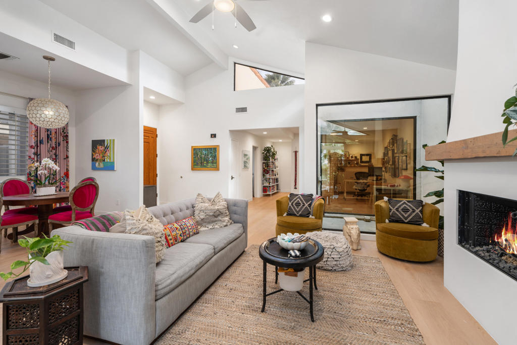 78032 Calle Norte