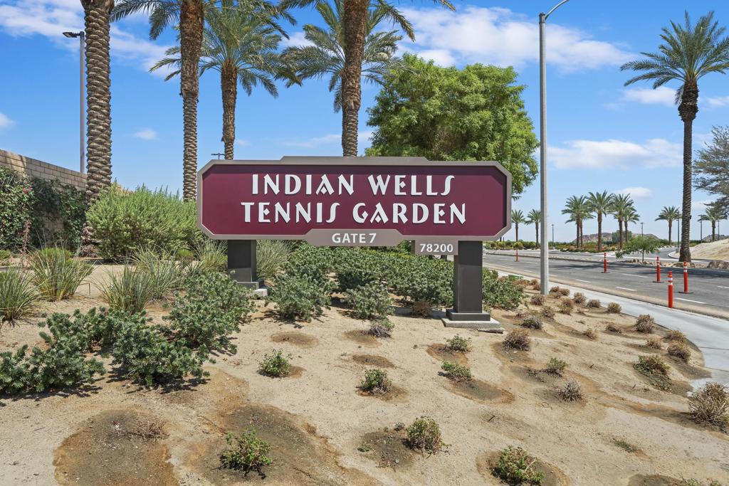 77469 Evening Star Circle