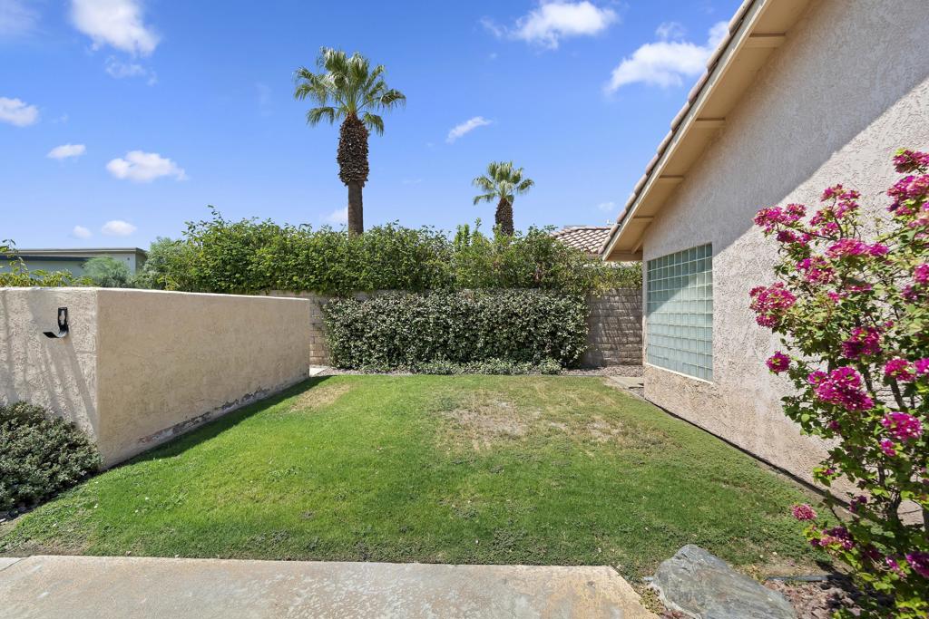 77469 Evening Star Circle