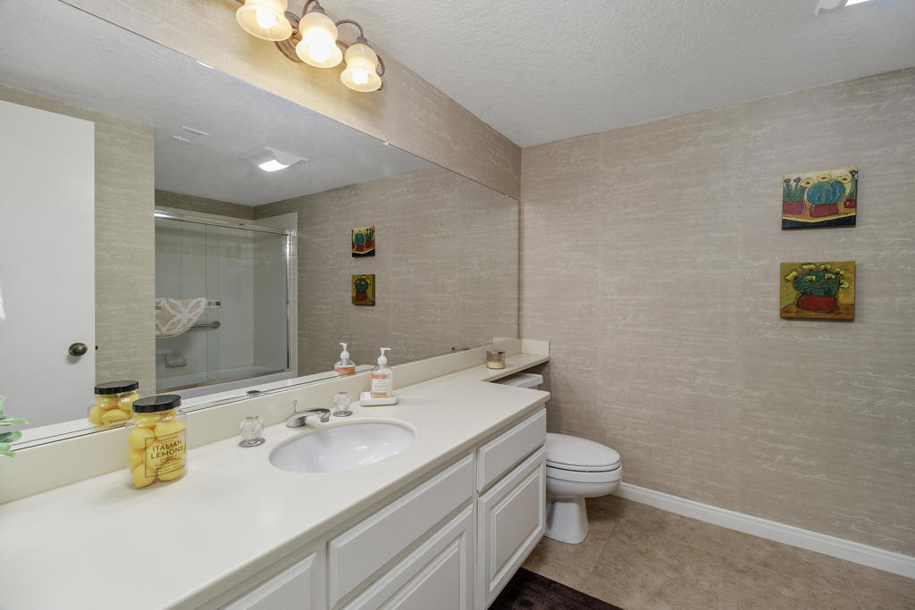 41525 Woodhaven Drive W