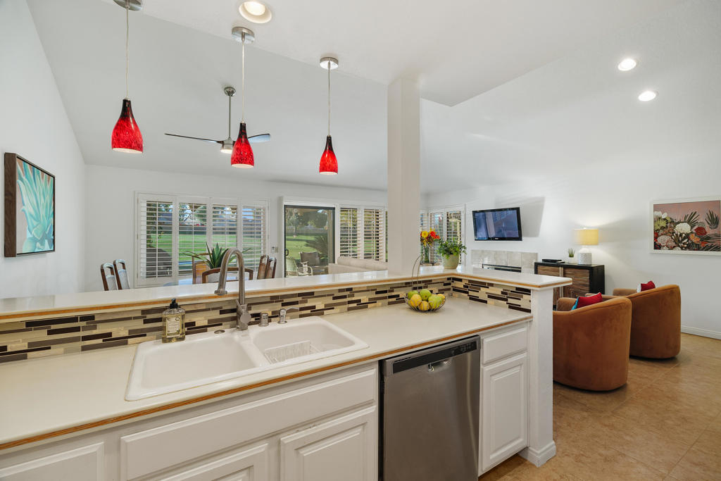 41525 Woodhaven Drive W