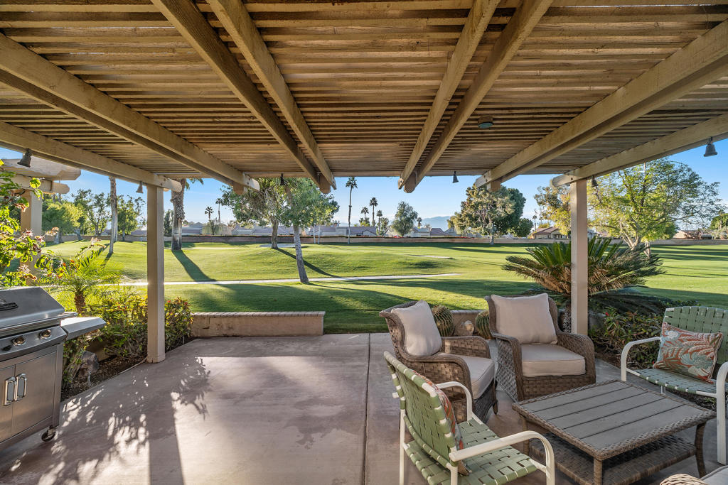 41525 Woodhaven Drive W