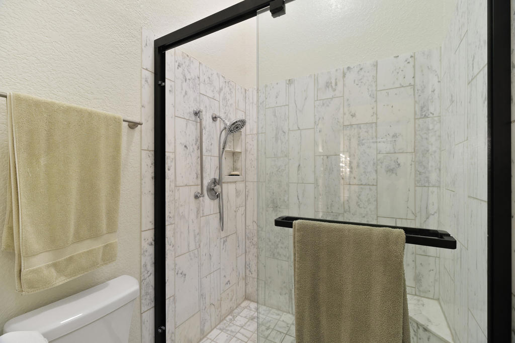 77620 Woodhaven Drive N