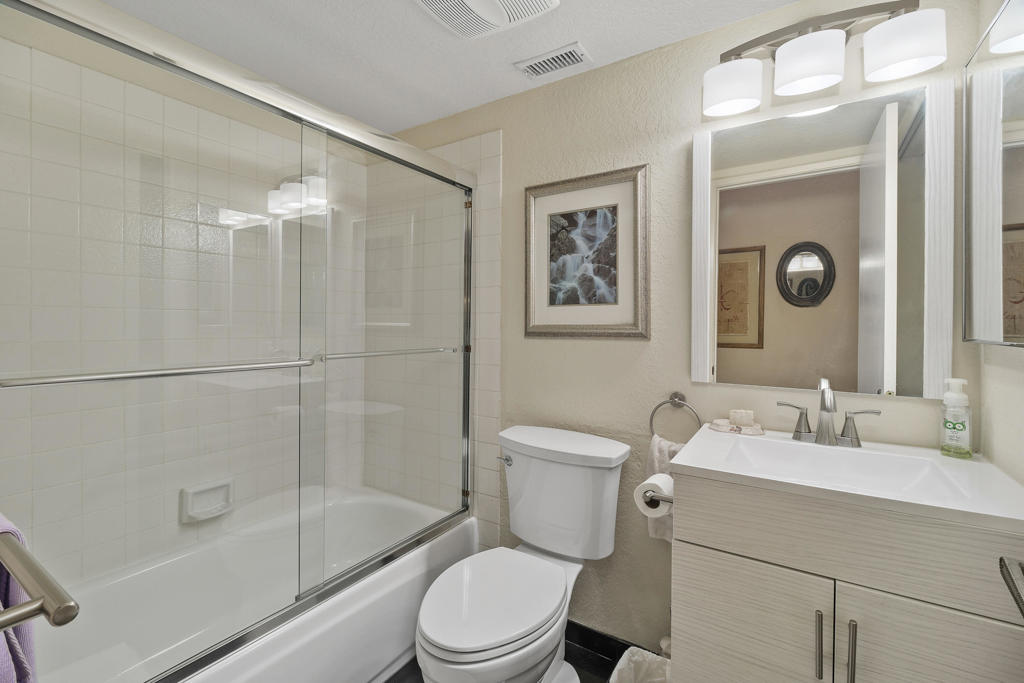 77620 Woodhaven Drive N