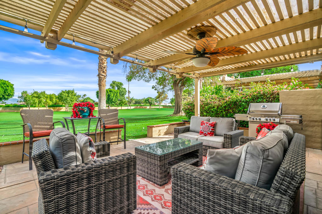 41628 Woodhaven Drive E