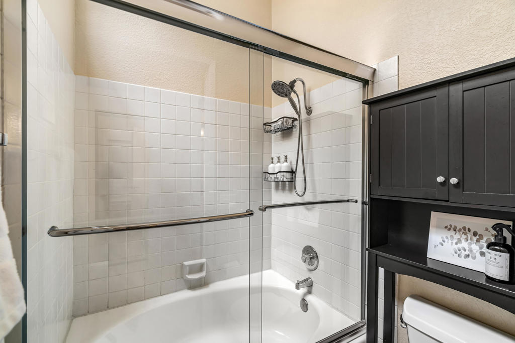 41628 Woodhaven Drive E