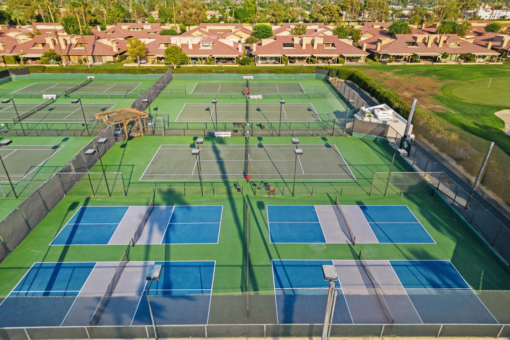 41628 Woodhaven Drive E