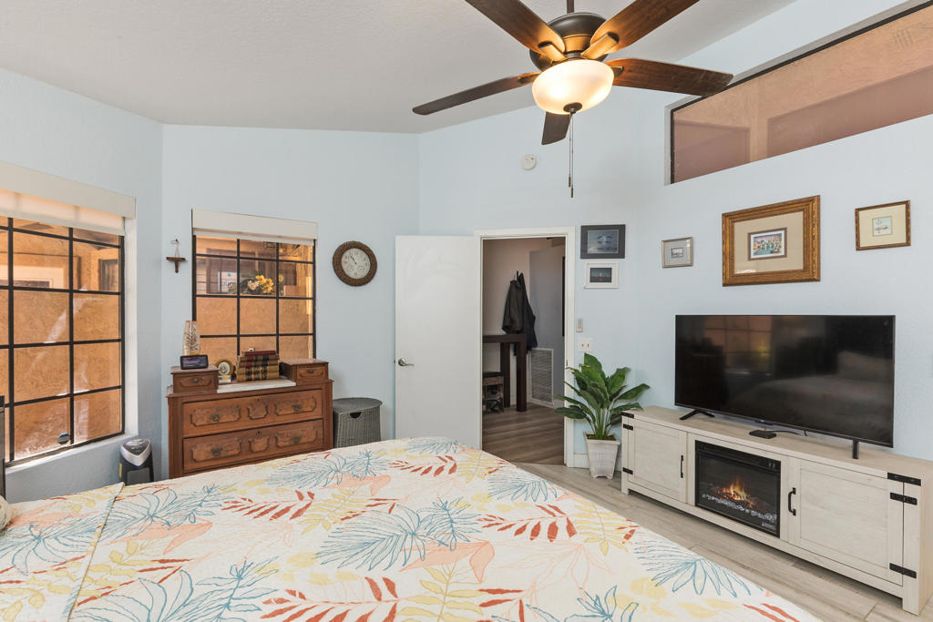 77827 Woodhaven Drive S