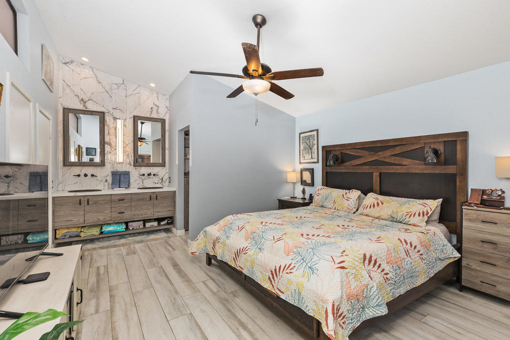 77827 Woodhaven Drive S