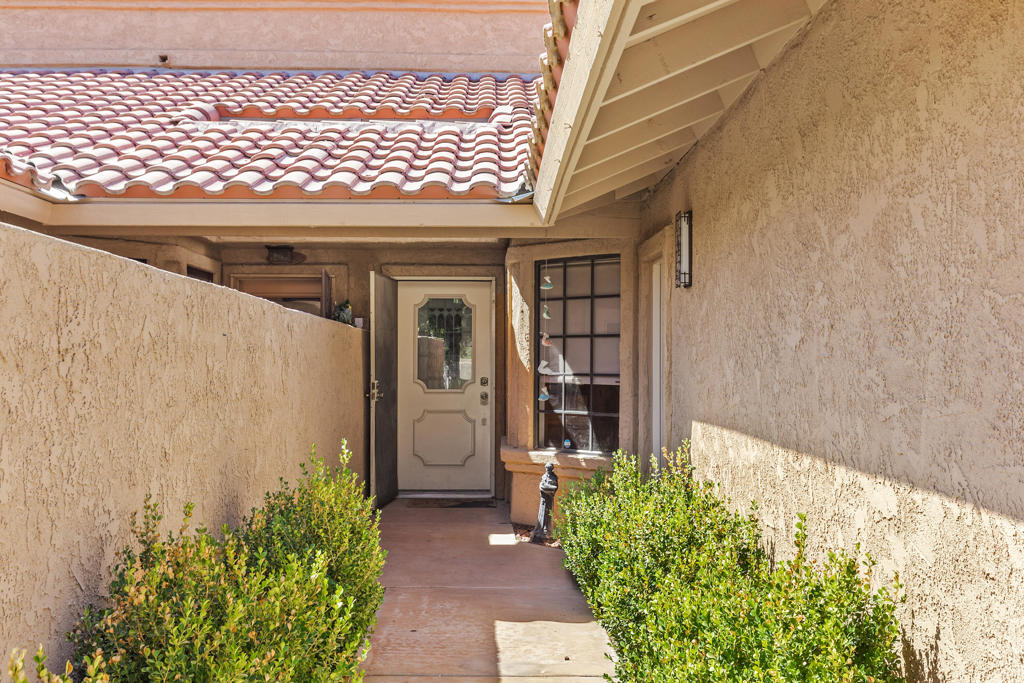 77827 Woodhaven Drive S