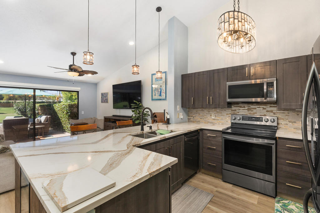 77827 Woodhaven Drive S