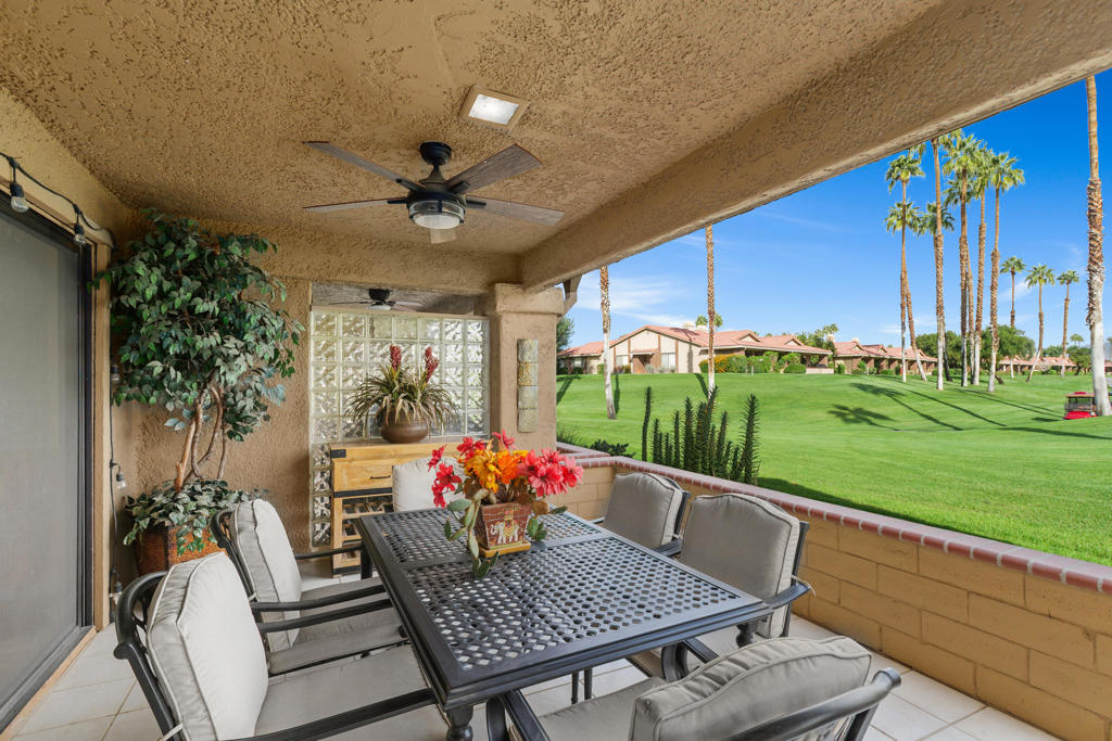 122 S Camino Arroyo S