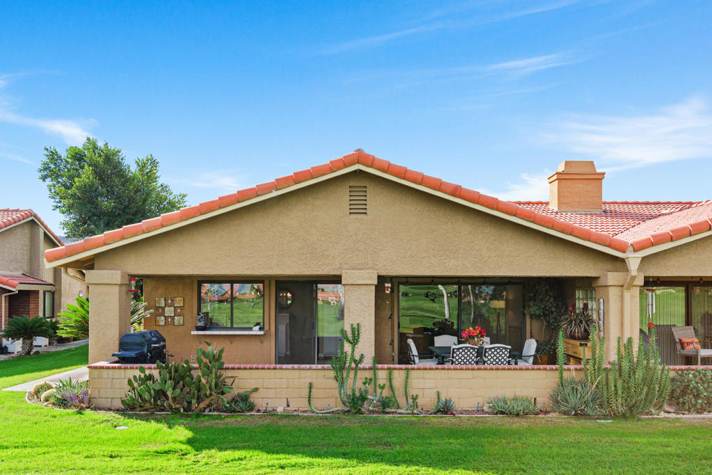 122 S Camino Arroyo S