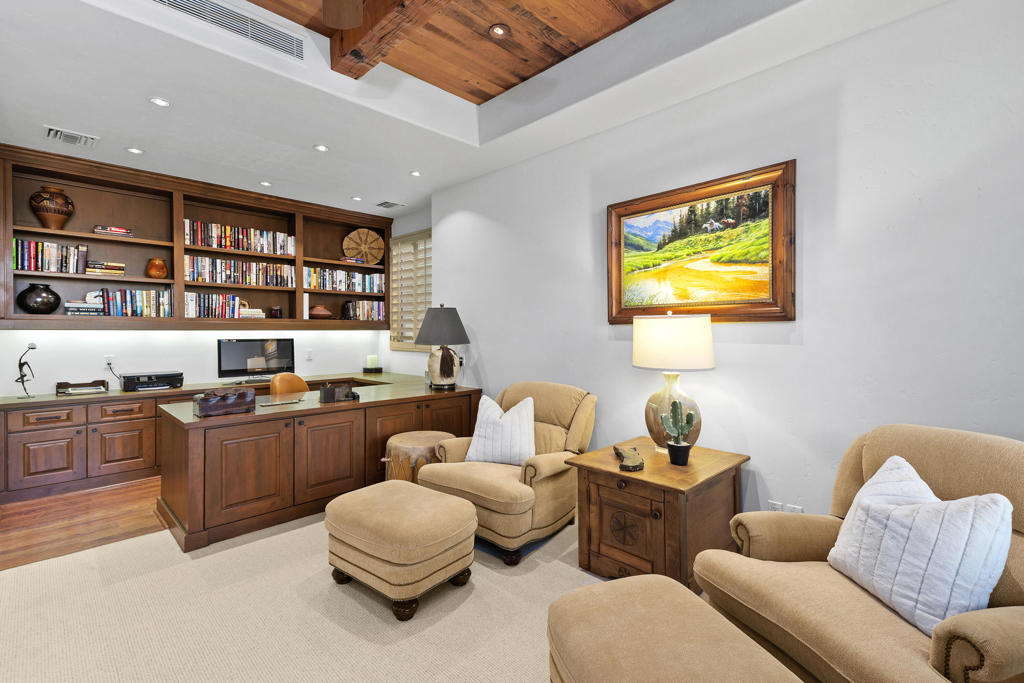 50200 Hidden Valley Trail S