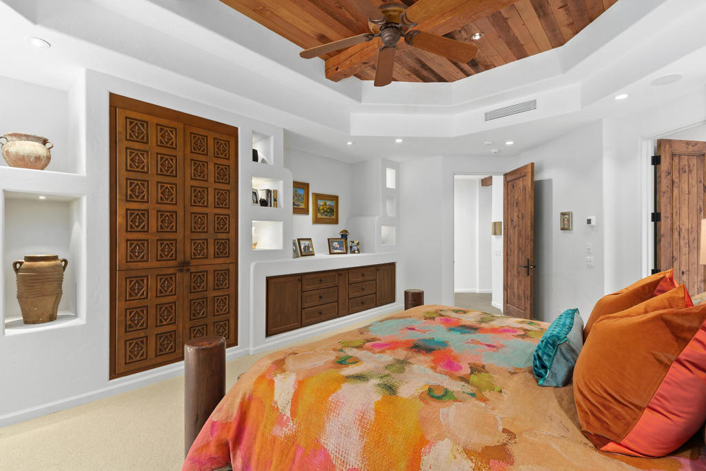 50200 Hidden Valley Trail S