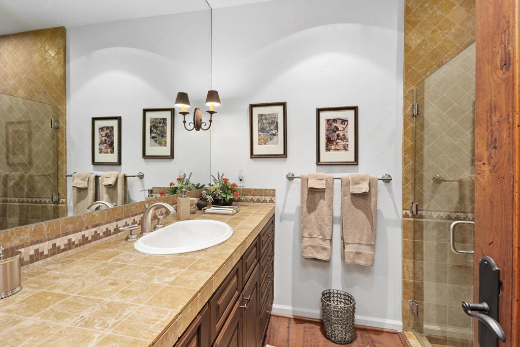 50200 Hidden Valley Trail S