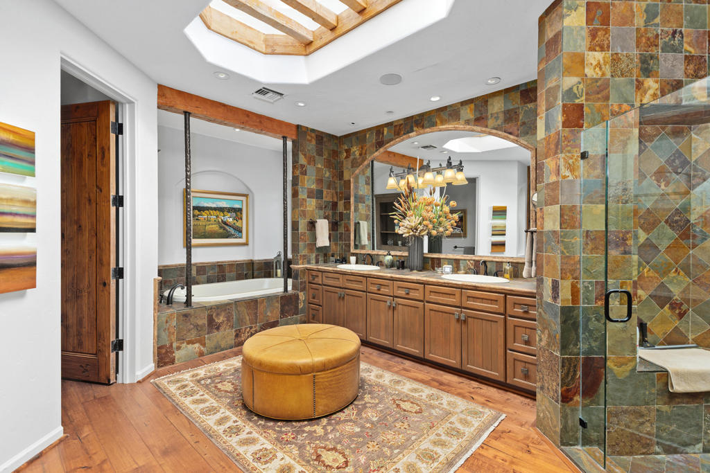 50200 Hidden Valley Trail S