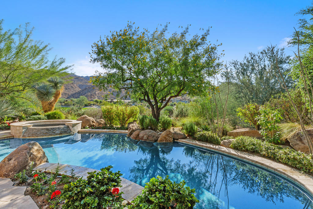 50200 Hidden Valley Trail S