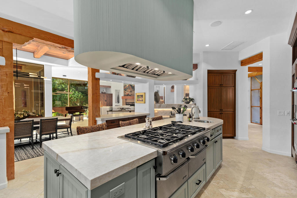 50200 Hidden Valley Trail S