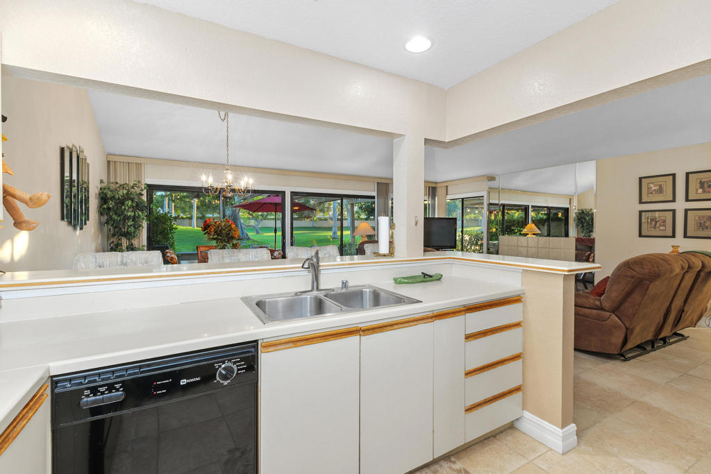 77723 Woodhaven Drive S