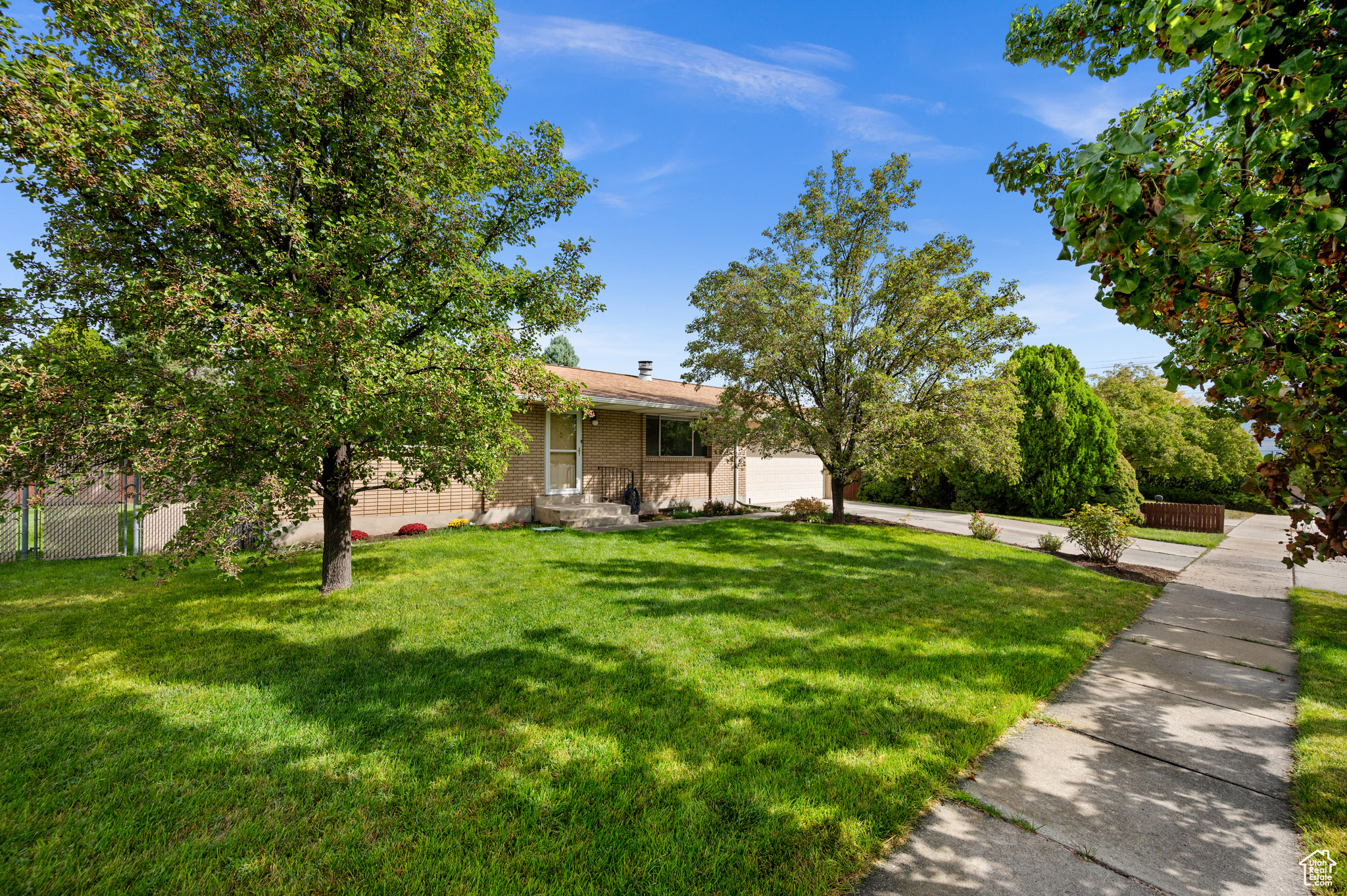 2752 W SANTEX CIR