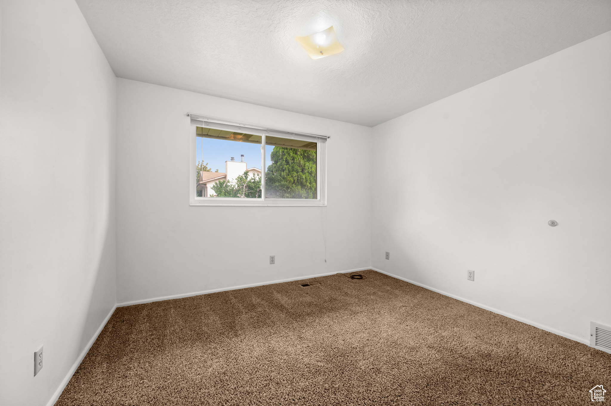 2752 W SANTEX CIR