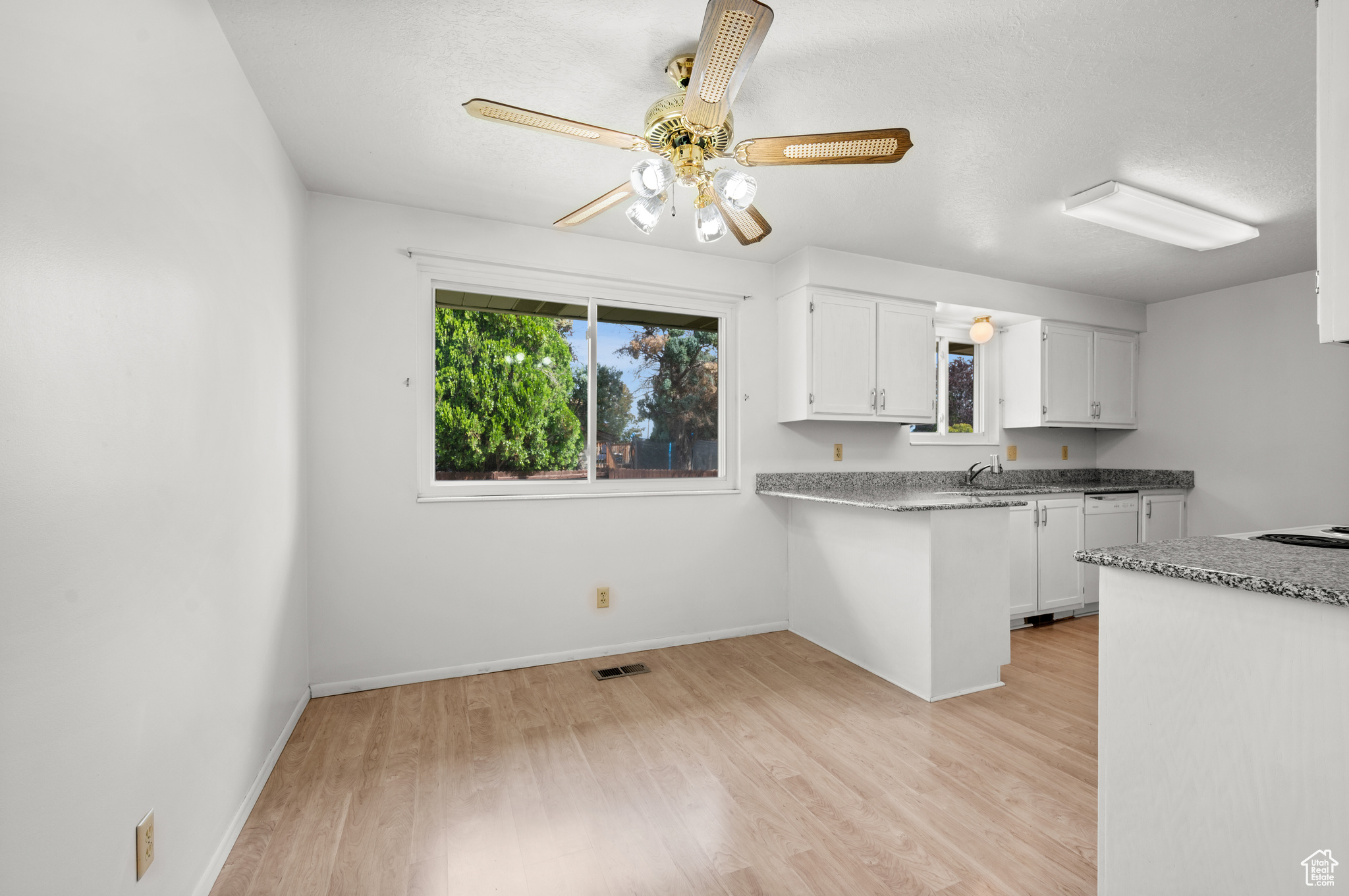 2752 W SANTEX CIR