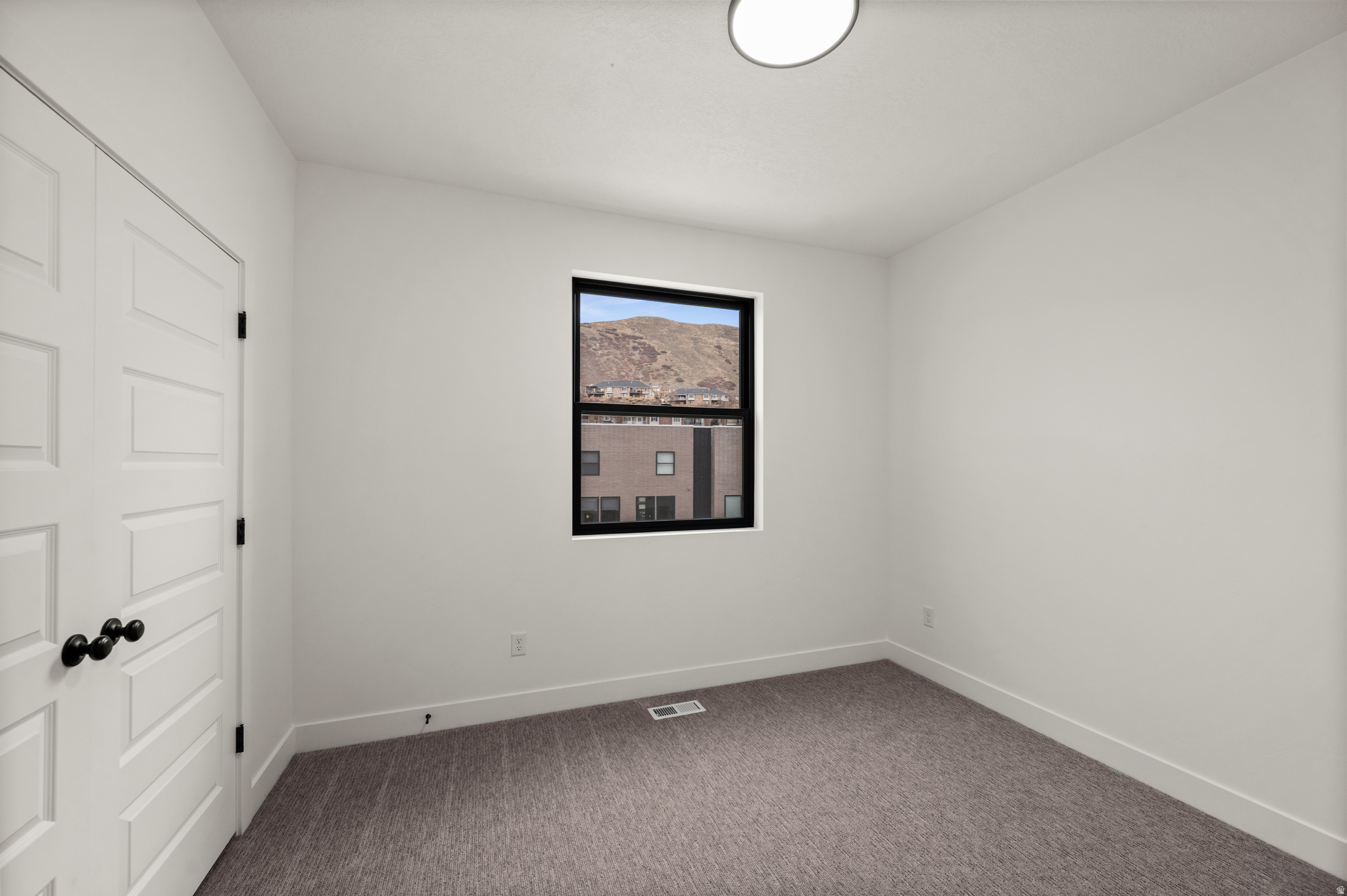 317 E ENDURANCE CIR