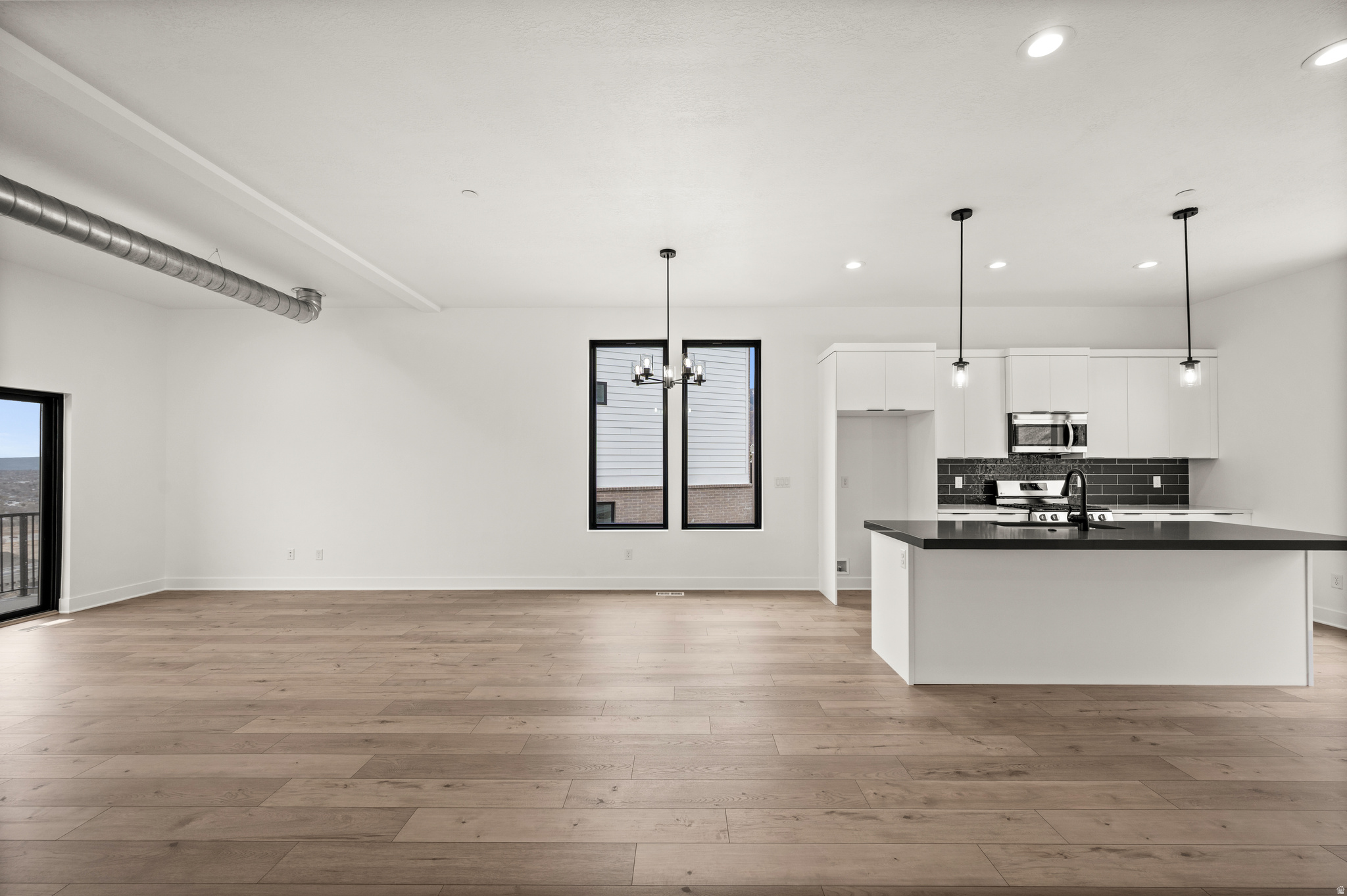 317 E ENDURANCE CIR