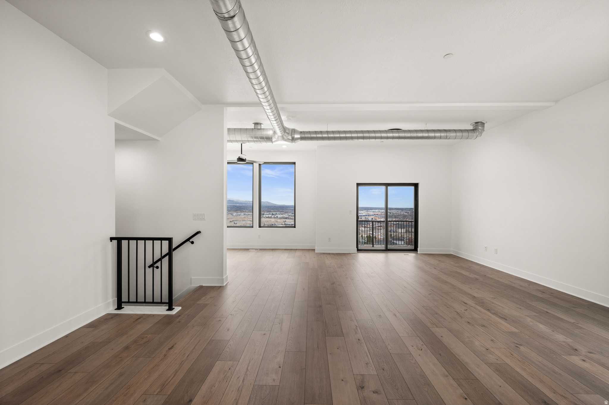 317 E ENDURANCE CIR