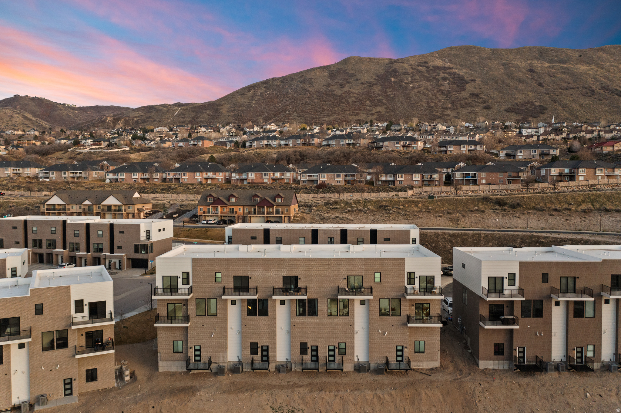 317 E ENDURANCE CIR