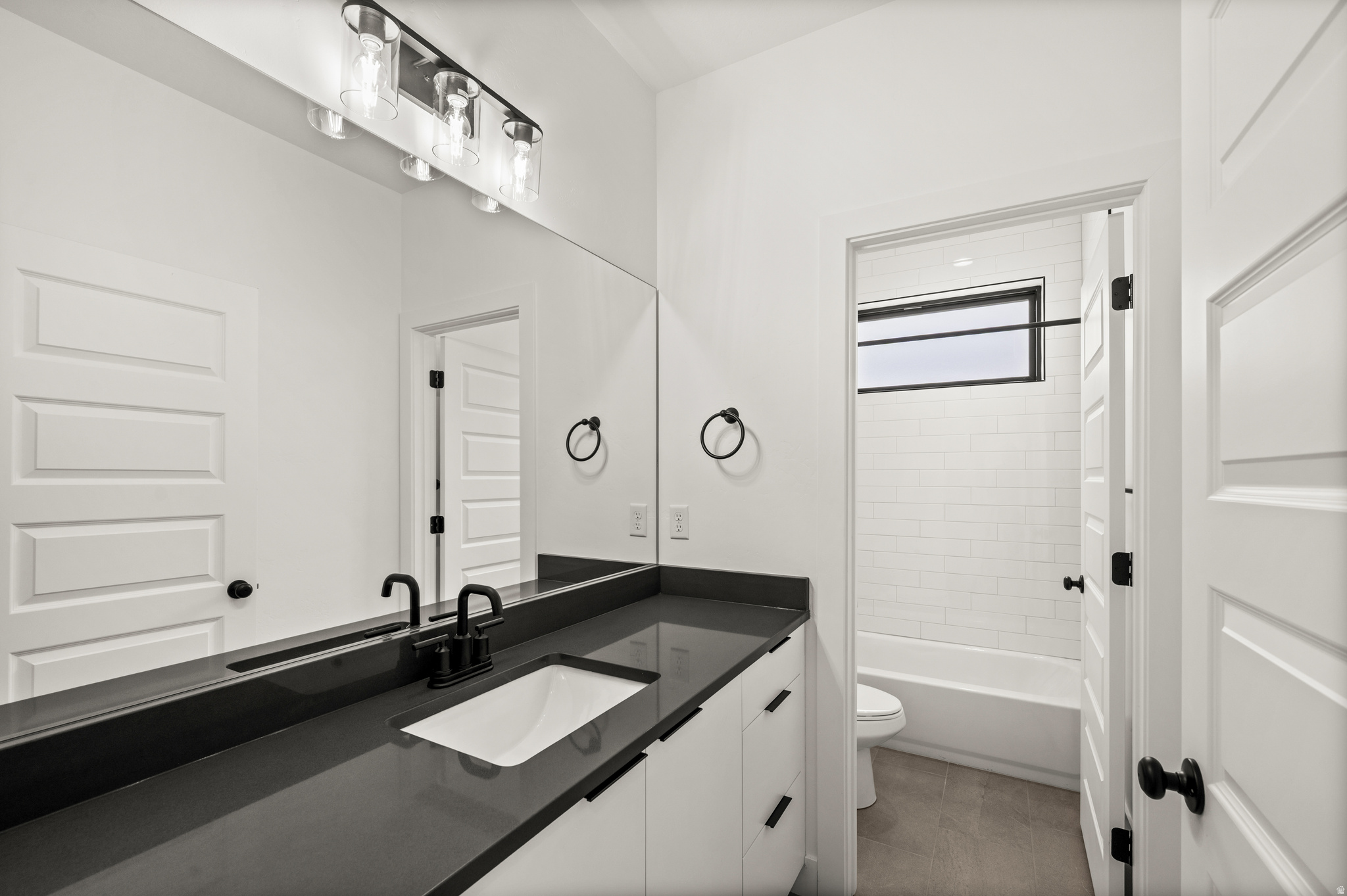 317 E ENDURANCE CIR