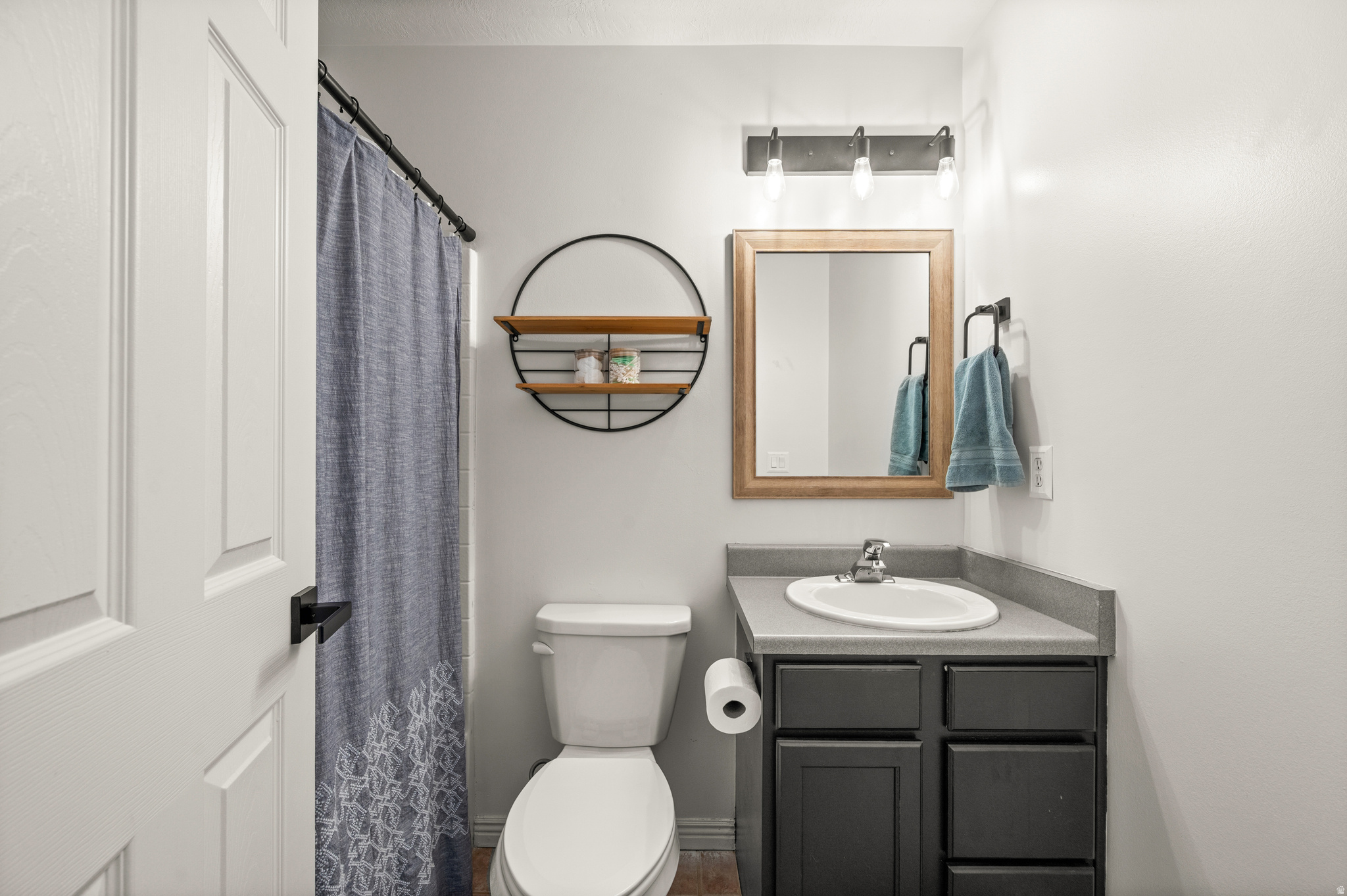 5884 S IMPRESSIONS DR