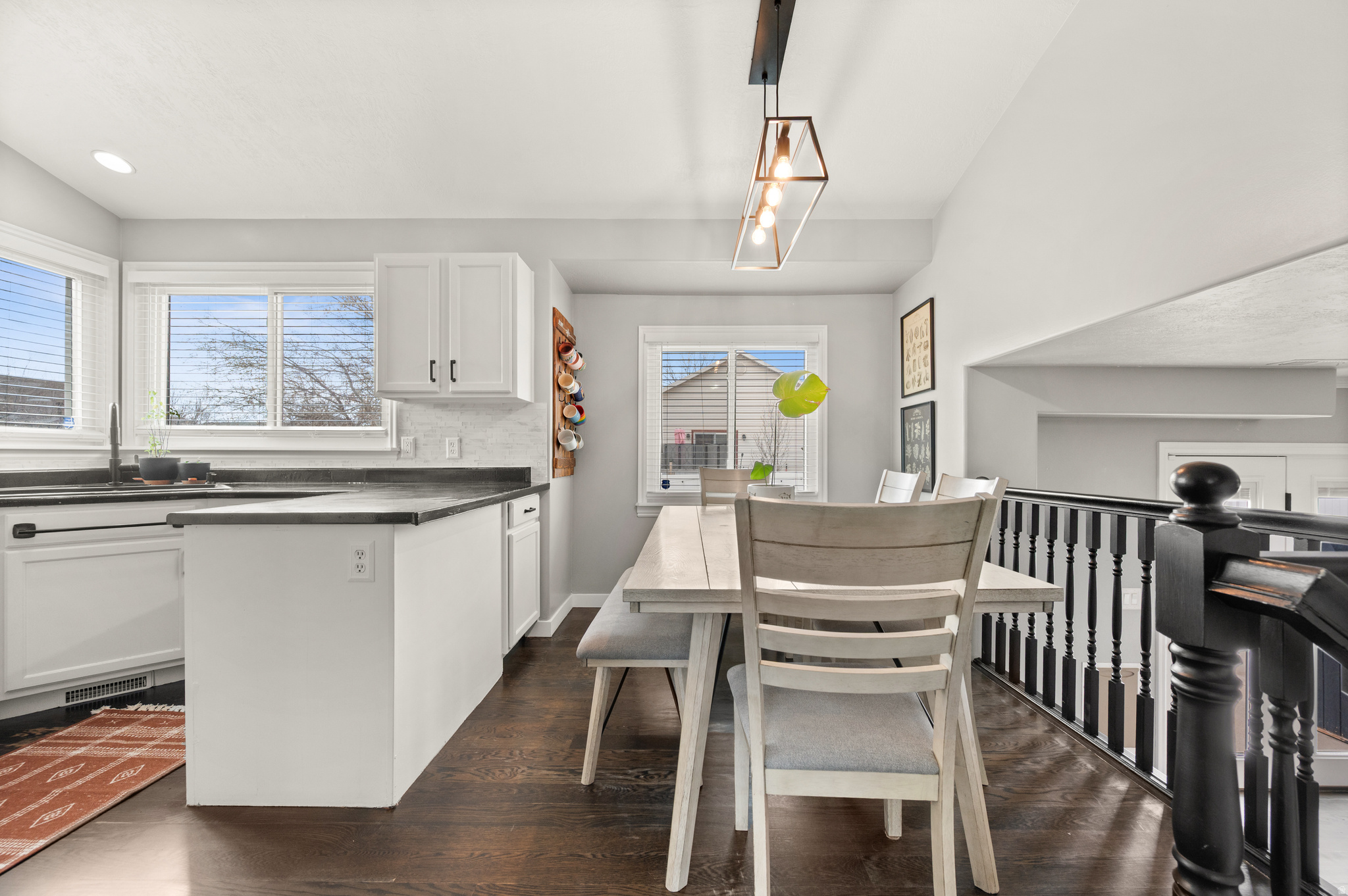 5884 S IMPRESSIONS DR