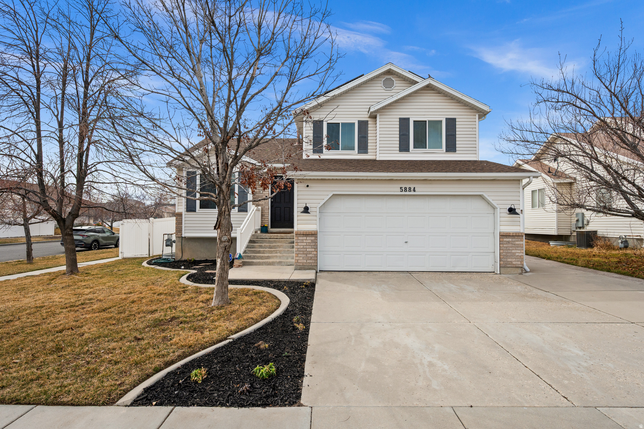 5884 S IMPRESSIONS DR