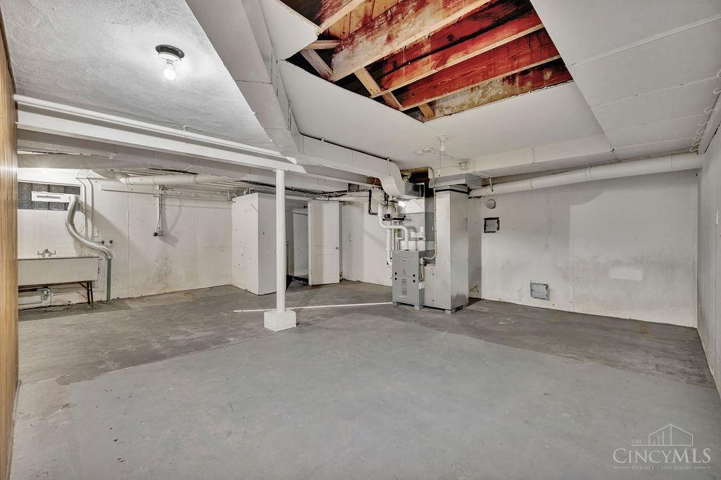1323 Beechmeadow Lane