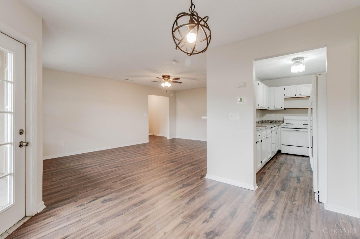 9460 Crockett Pass