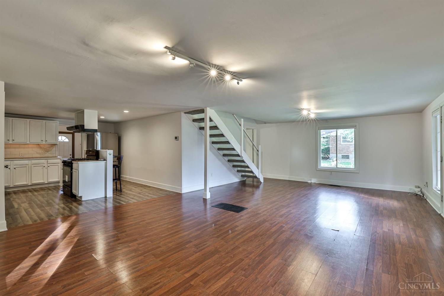 6125 Branch Hill Guinea Pike