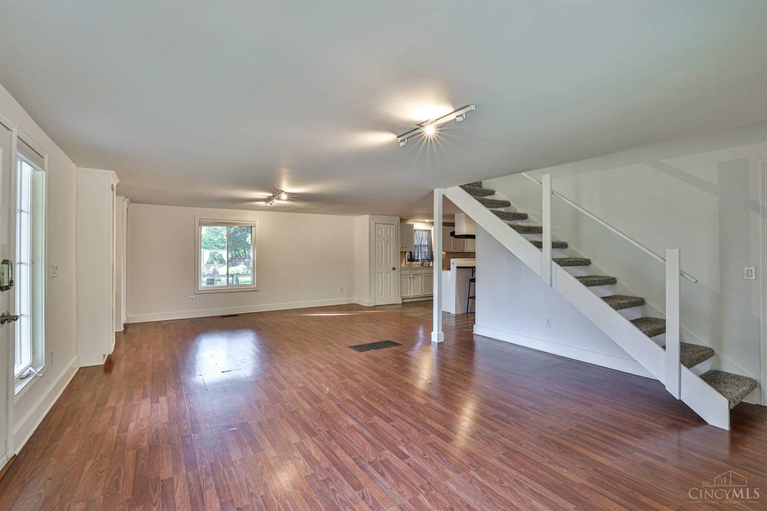6125 Branch Hill Guinea Pike
