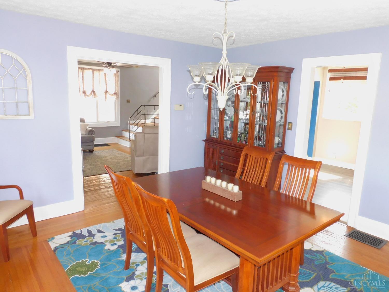 1122 Omena Place