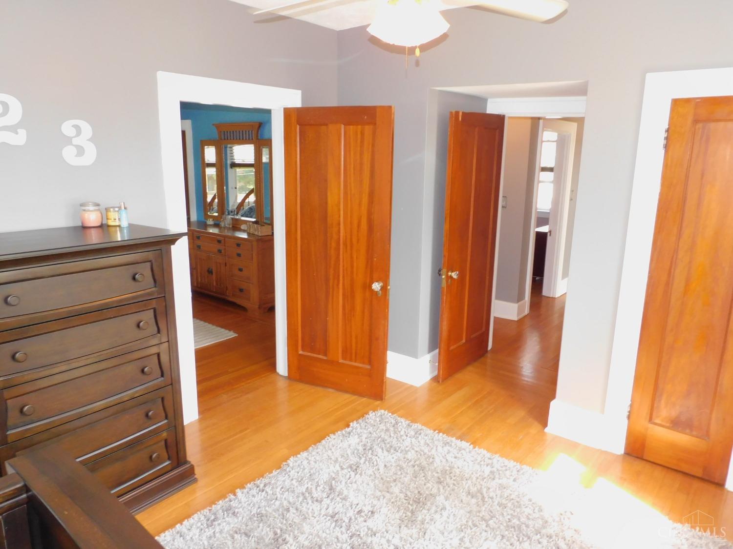 1122 Omena Place
