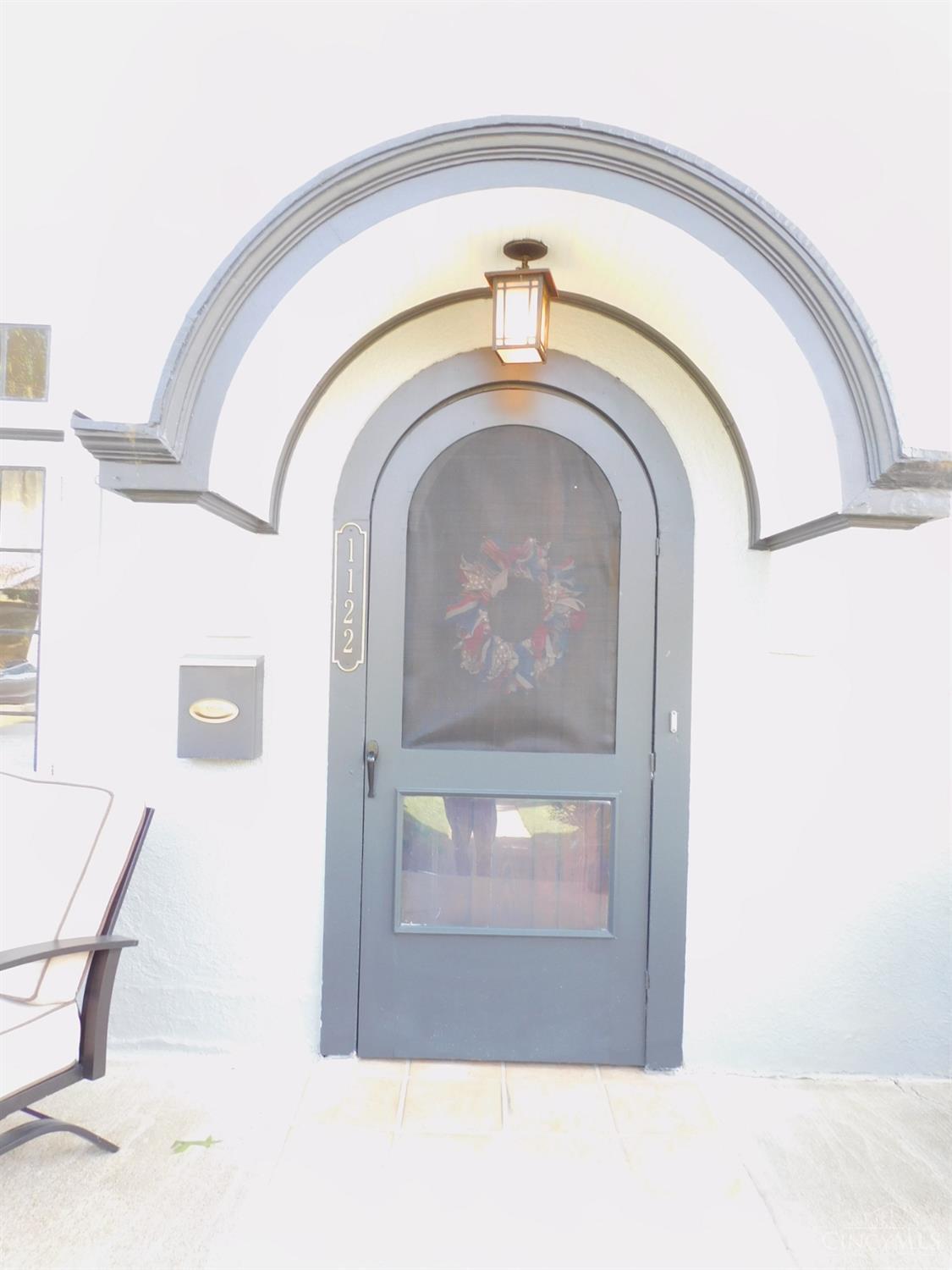 1122 Omena Place