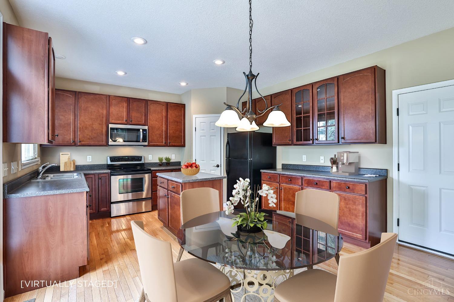 1204 Saddletop Ridge