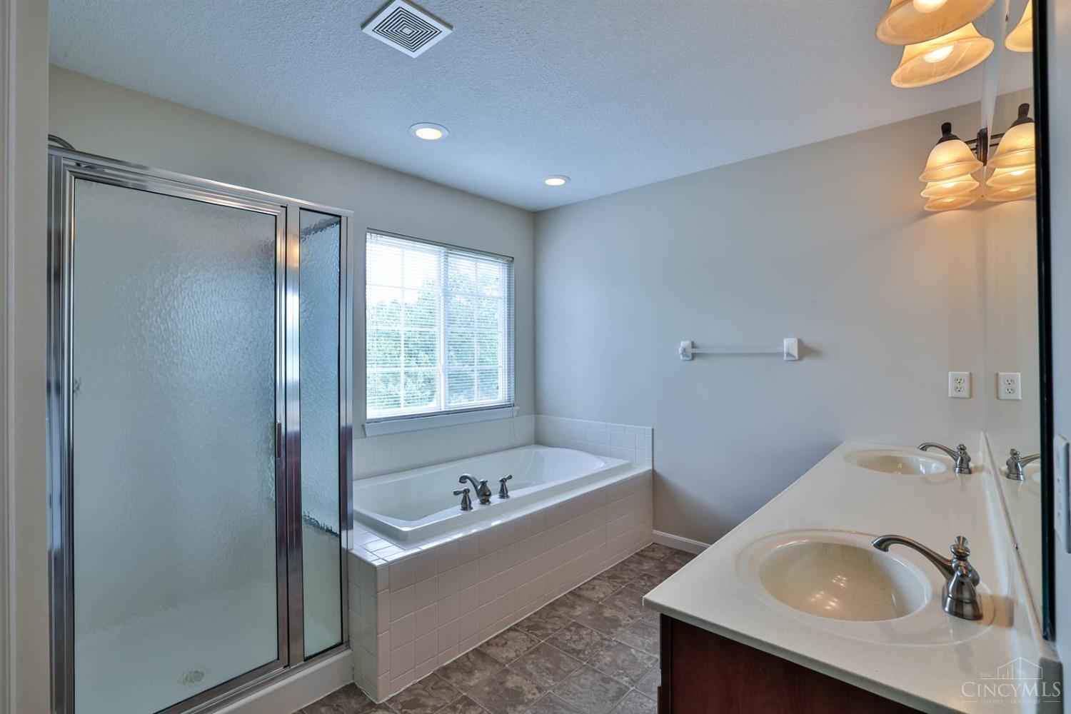 1204 Saddletop Ridge