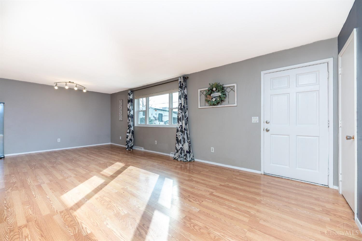 422 Vinnedge Avenue