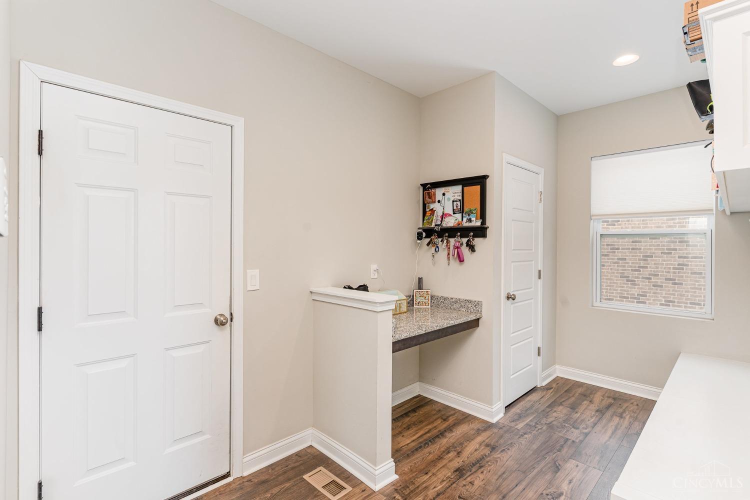 5724 Long Valley Drive