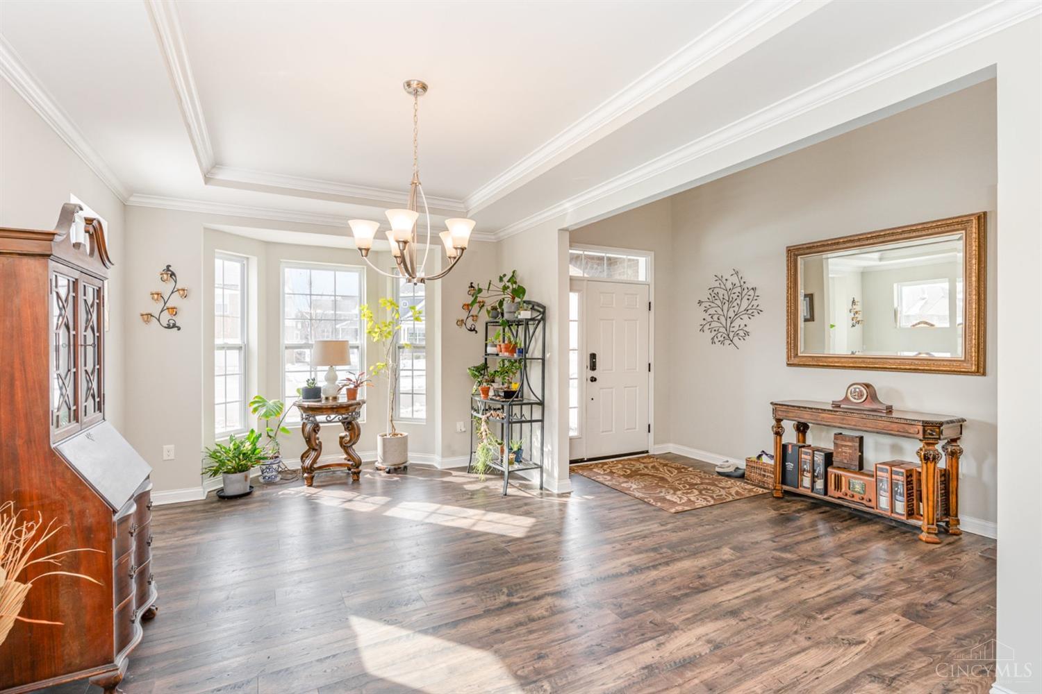 5724 Long Valley Drive