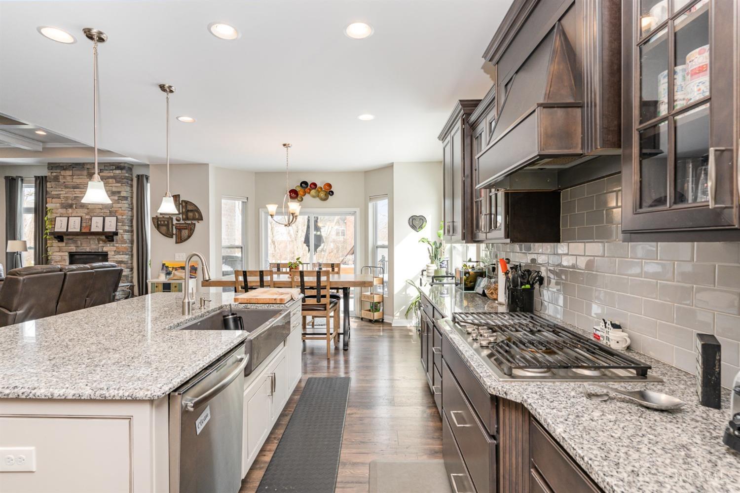 5724 Long Valley Drive