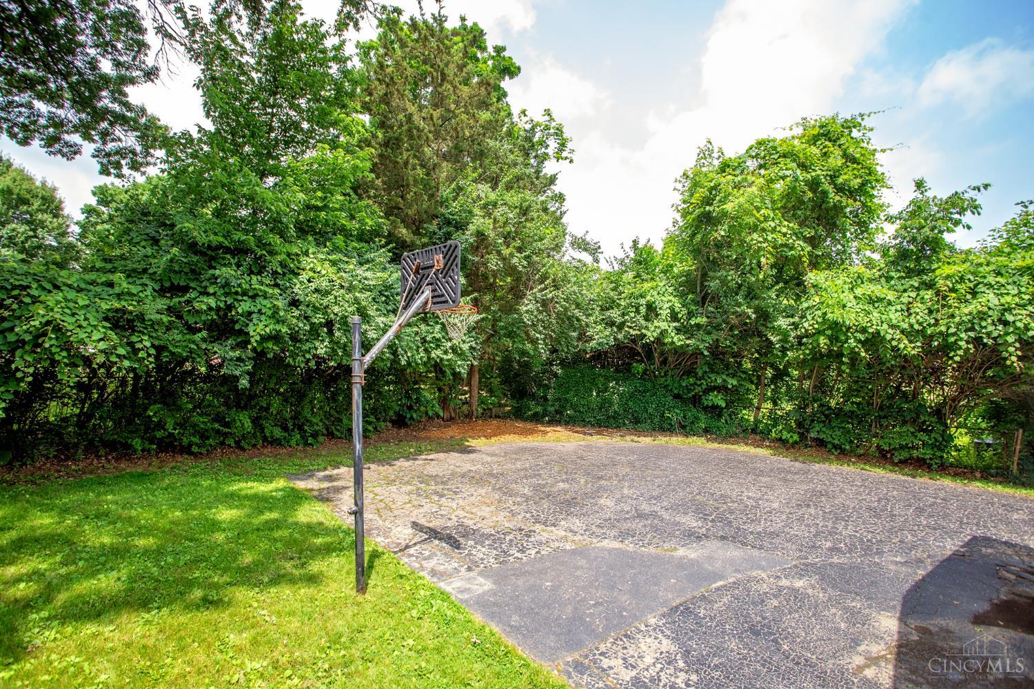 7345 Pippin Road