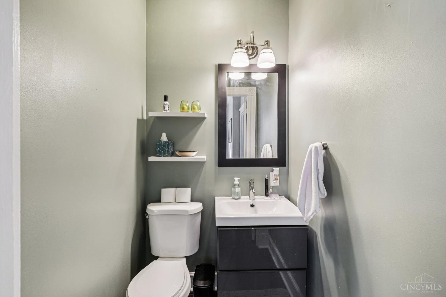 3744 Isabella Avenue